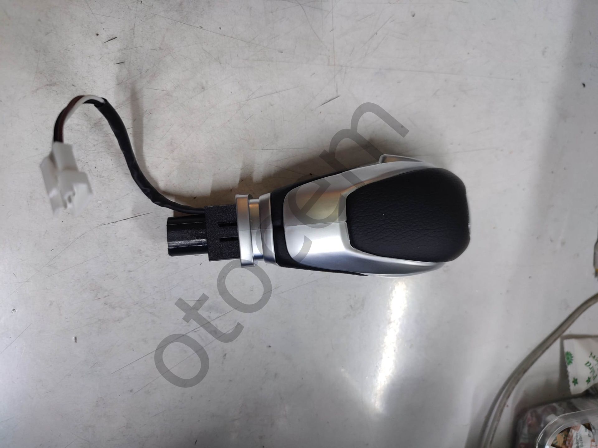 FORD FOCUS III 2011-2018 VİTES TOPUZU OTOMATİK